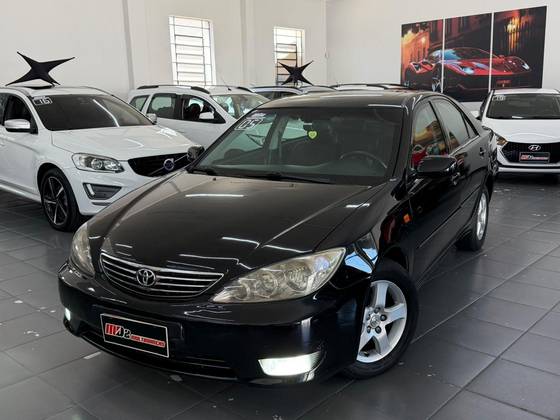 TOYOTA CAMRY 3.0 XLE V6 24V GASOLINA 4P AUTOMÁTICO